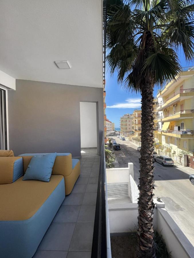 Modern And Spacious Appartement With Beach View. Gallipolli Exteriör bild